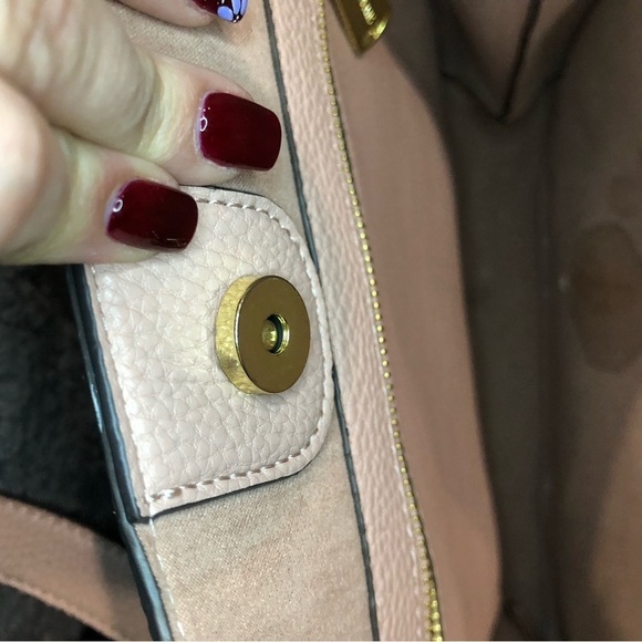 Steve Madden Blush Pink Multi-Pocket Tote Bag - Picture 12 of 14